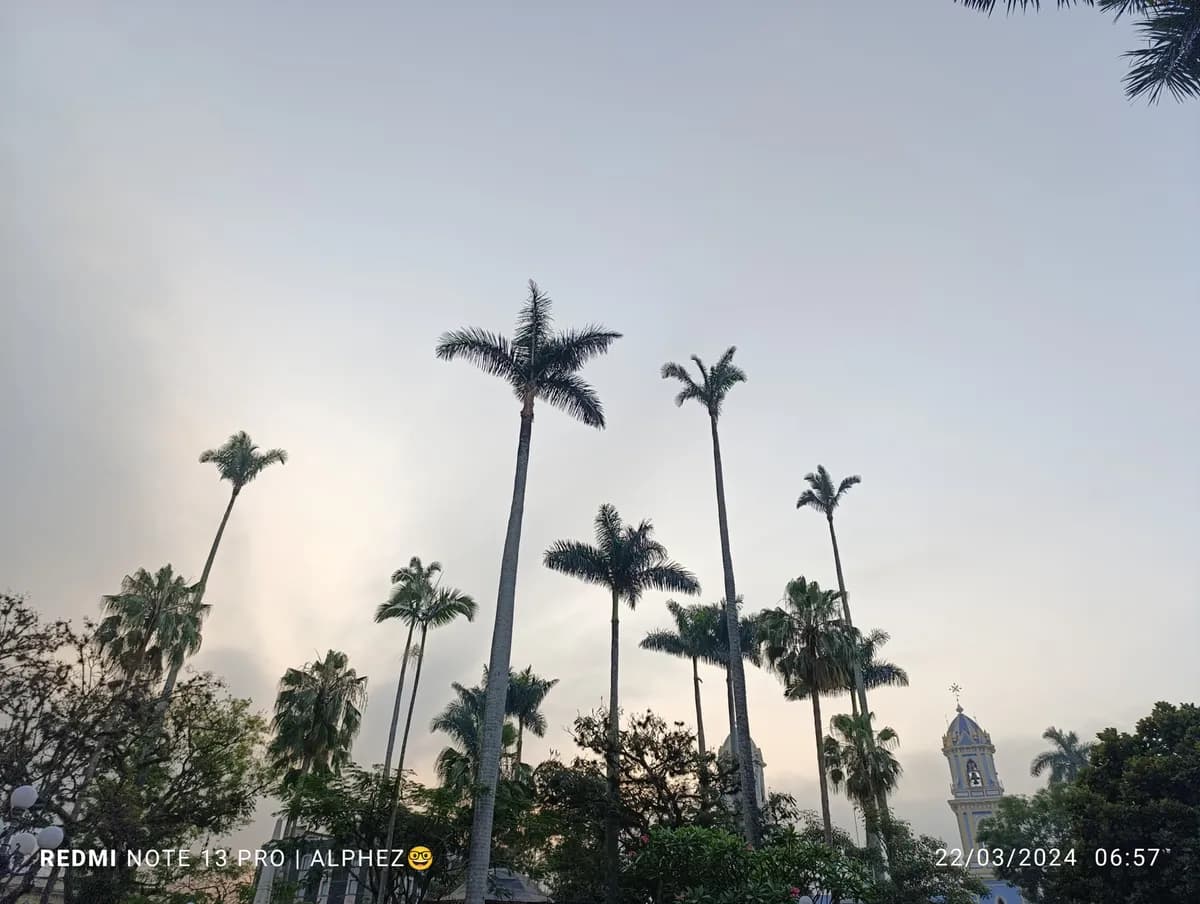 Xiaomi Redmi Note 13 Pro